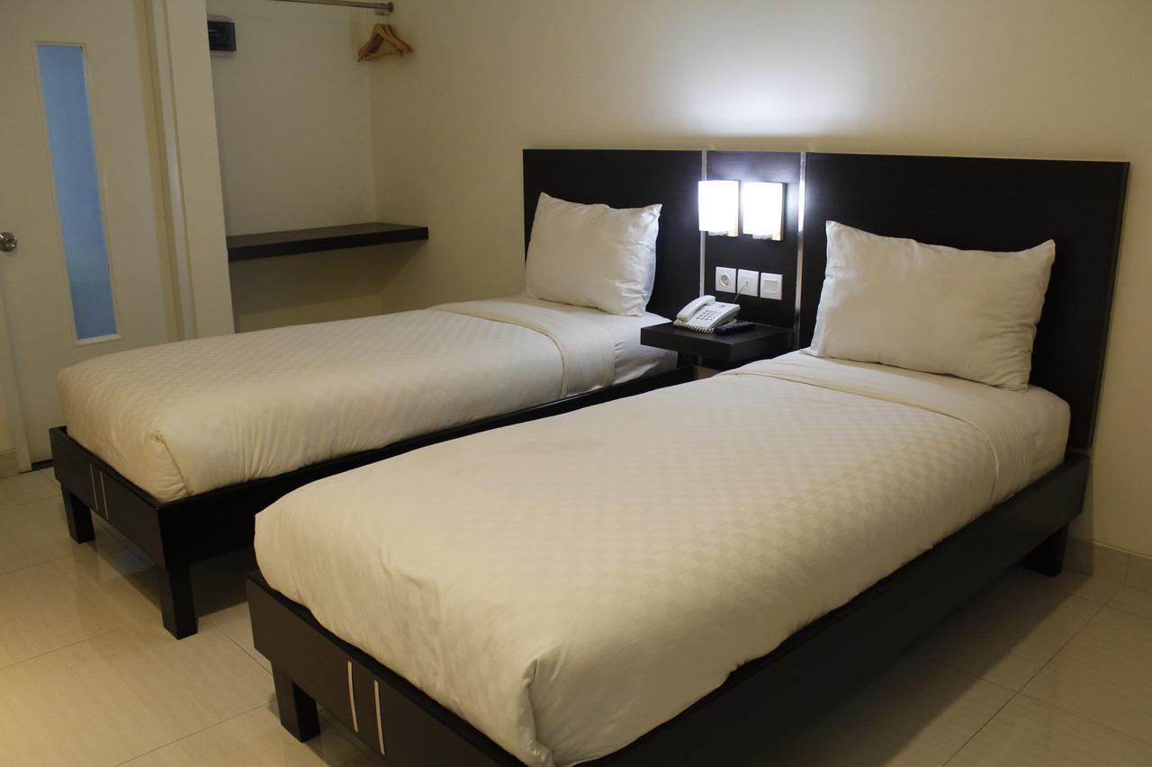 Bella Vita Hotel Kupang  Exterior foto